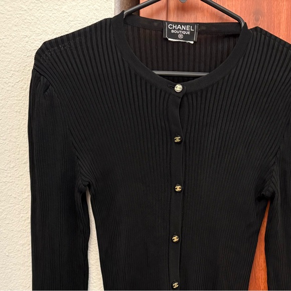 Authentic CHANEL vintage Black Knitwear cardigan sweater top - Picture 2 of 8